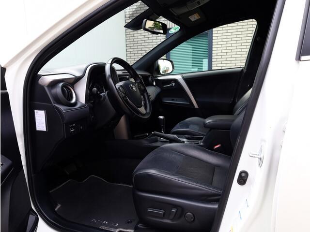 Toyota RAV4 2.5 Hybrid AWD Style | Half Leder | 360 Camera | Trekhaak