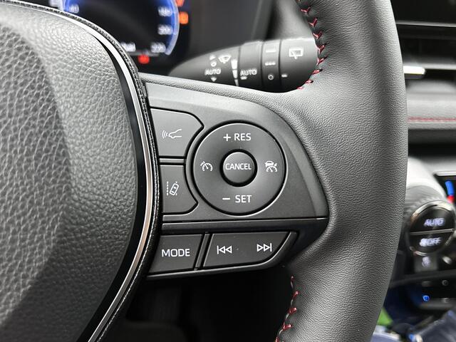 Toyota RAV4 2.5 Plug-in Hybrid AWD Dynamic | Voorraad auto | Snel rijden | 1500 KG Trekgewicht |
