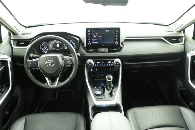 Toyota RAV4 2.5 Hybrid AWD Executive | Adaptove Cruise Control | Lederen bekleding | Navigatie | Stoelverwarming | Stoelventilatie | Apple Carplay | Android Auto |