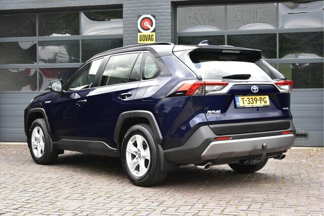Toyota RAV4 2.5 Hybrid AWD Business