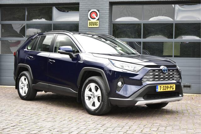 Toyota RAV4 2.5 Hybrid AWD Business