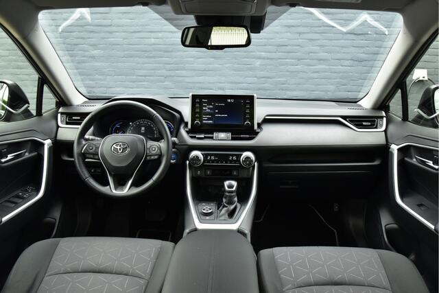 Toyota RAV4 2.5 Hybrid AWD Business