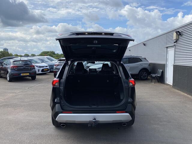Toyota RAV4 2.5 Hybrid AWD Executive Premium Pack, Bomvol! Trekhaak, rondomzicht camera, stoelverwarming- & ventilatie, dodehoekdetectie, JBL Audio, keyless