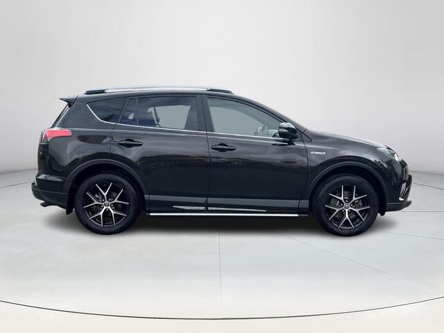 Toyota RAV4 2.5 Hybrid AWD Executive Business | Trekhaak | Stoel- + stuurverwarming | Navigatie | Camera's rondom |