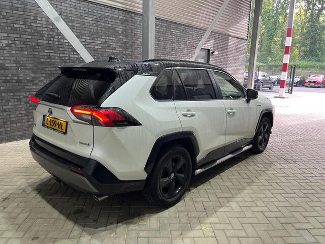 Toyota RAV4 2.5 Hybrid Business Plus | ACC | Camera | DAB | 18 Inch | Getint Glas | Trekhaak