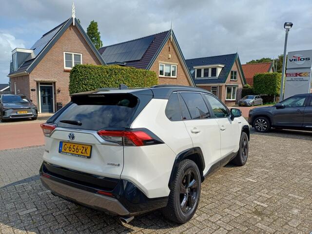 Toyota RAV4 2.5 Hybrid Bi-Tone