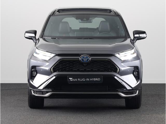 Toyota RAV4 2.5 Plug-in Hybrid AWD Bi-Tone Plus *DEMO* | Elektrisch glazen panorama-dak | 360° Camera | JBL Premium Audio Systeem |