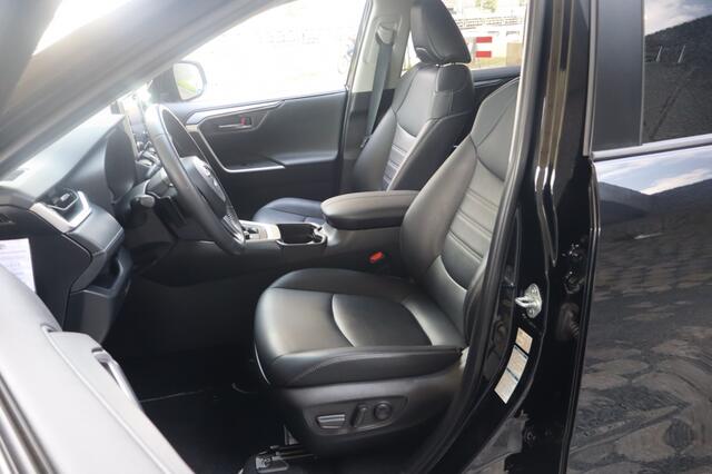 Toyota RAV4 2.5 Hy AWD Bus Plus Geen import | Navi | Stoelverwarming | Clima