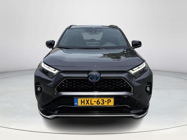 Toyota RAV4 2.5 Plug-in Hybrid AWD Bi-Tone Plus **STOELVENTILATIE/ HEADS-UP DISPLAY/ 360 CAMERA/ 36 MAANDEN GARANTIE**