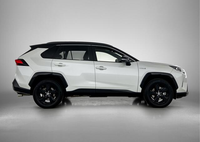 Toyota RAV4 2.5 Hybrid Bi-Tone | Trekhaak | Stoel + Stuurverwarming | Bearlock |