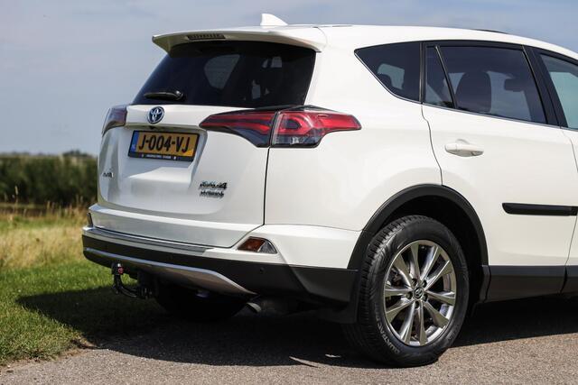 Toyota RAV4 2.5 Hybrid AWD Dynamic ? LED ? Schuifdak ? Trekhaak