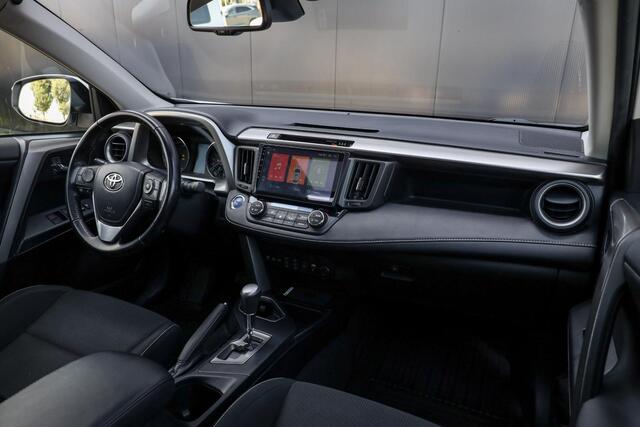 Toyota RAV4 2.5 Hybrid AWD Dynamic ? LED ? Schuifdak ? Trekhaak
