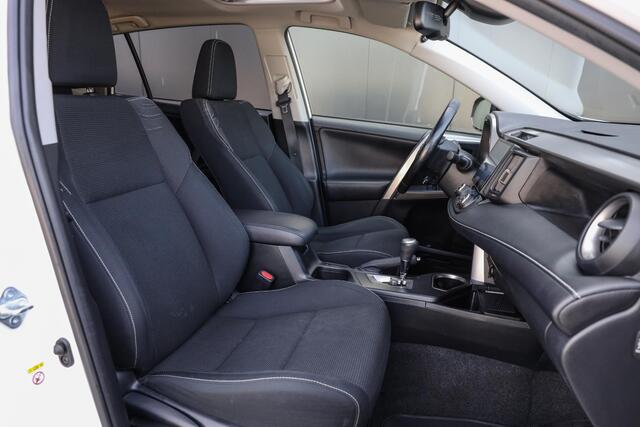Toyota RAV4 2.5 Hybrid AWD Dynamic ? LED ? Schuifdak ? Trekhaak