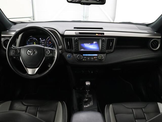 Toyota RAV4 2.5 Hybrid Adventure | Schuifdak | Leder | Trekhaak | Adaptive cruise | Stoelverwarming | Camera | Navigatie | Climate control | Bluetooth