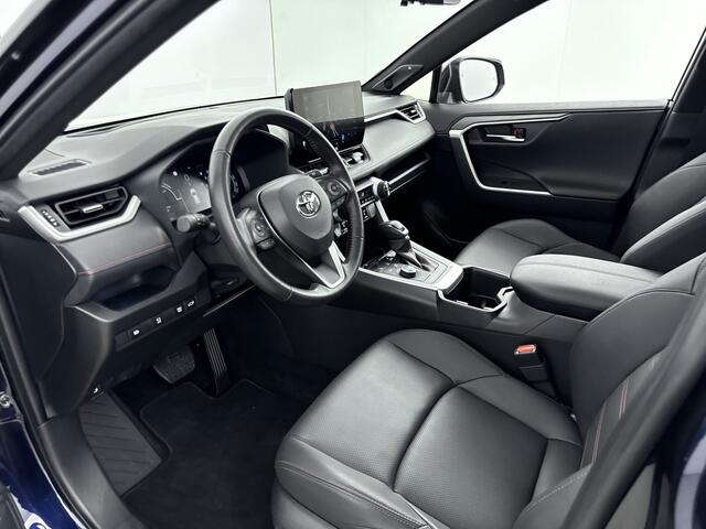Toyota RAV4 2.5 Plug-in Hybrid AWD Bi-Tone Plus | Glazen Panoramadak | Stoelventilatie -/ Verwarming |