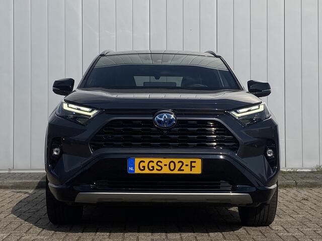 Toyota RAV4 2.5 Hybrid Style Innovation Pack NL Auto Bi-Tone Trekhaak Treeplanken JBL 360cam
