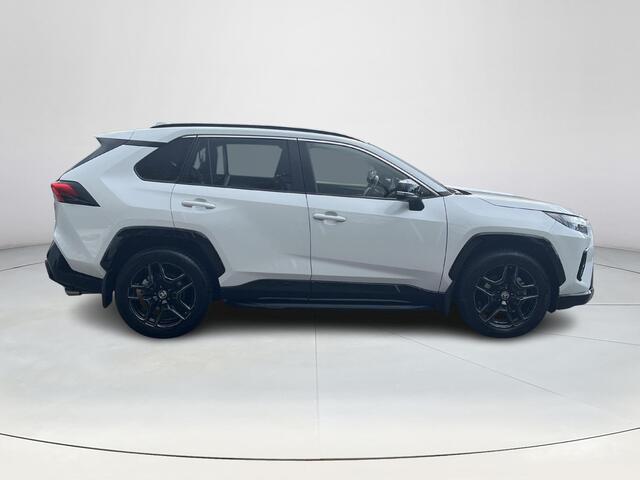 Toyota RAV4 2.5 Hybrid AWD GR SPORT Plus | Navigatie | Apple CarPlay/Android auto | 360 graden camera | Elektrische stoelen | Elektrische achterklep