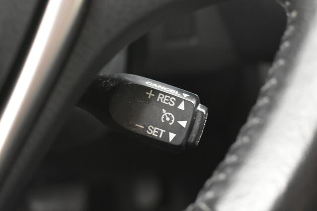 Toyota RAV4 2.5 Hybrid First Edition Camera El aKlep Navi
