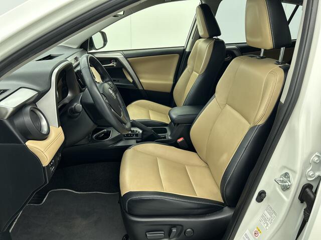 Toyota RAV4 2.5 Hybrid Executive | Sunroof | Trekhaak |