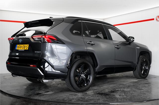 Toyota RAV4 2.5 Hybrid Business Intro Two Tone