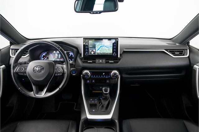 Toyota RAV4 2.5 Hybrid Business Intro Two Tone