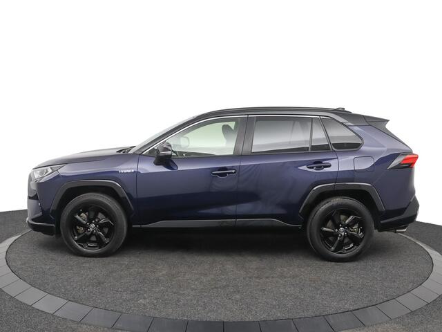 Toyota RAV4 2.5 Hybrid Bi-Tone | Stoel stuur en voorruitverwarming | Electrische achterklep | Apple carplay android auto |