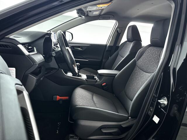 Toyota RAV4 VVT-iE Dynamic | Navigatie | Parkeercamera | Cruise Control | Trekhaak