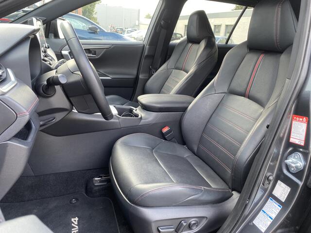 Toyota RAV4 2.5 Plug-in Hybrid AWD Bi-Tone Plus Panorama Leder Stoel Verkoeling 360 Cam HUD