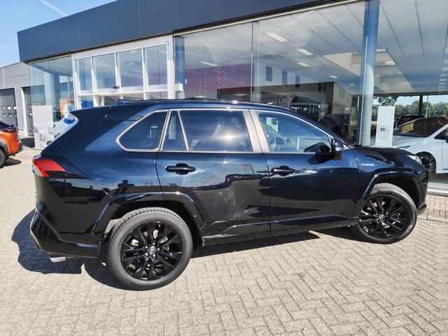 Toyota RAV4 2.5 Hybrid AWD Black Edition | Trekhaak | El. Schuif- Kanteldak