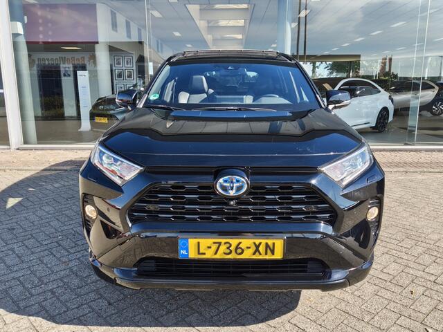 Toyota RAV4 2.5 Hybrid AWD Black Edition | Trekhaak | El. Schuif- Kanteldak