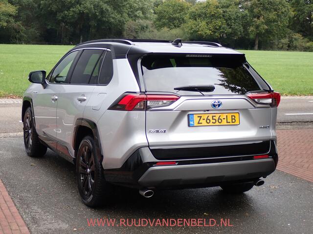 Toyota RAV4 2.5 Hybrid Bi-Tone PANODAK / SPORTLEER / ACC / CAMERA