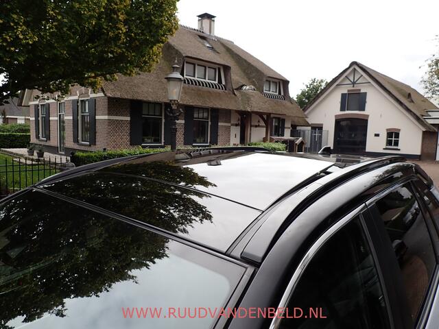 Toyota RAV4 2.5 Hybrid Bi-Tone PANODAK / SPORTLEER / ACC / CAMERA
