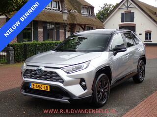 toyota-rav4-2.5-hybrid-bi-tone-pano