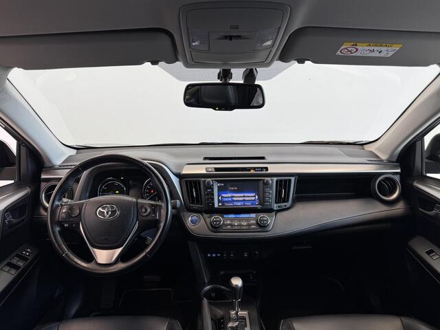 Toyota RAV4 2.5 Hybrid AWD Executive Business | trekhaak | Keyless | Elektr. klep | Vol-leder |