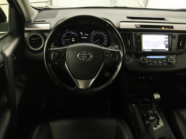Toyota RAV4 2.5 Hybrid Executive | Trekhaak | Leder | 360 Camera | Stoelverwarming | Adaptive cruise | Navigatie | Memory | Bluetooth | JBL audio | Getint glas | Full LED