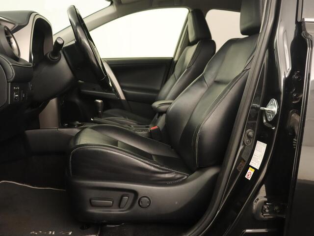 Toyota RAV4 2.5 Hybrid Executive | Trekhaak | Leder | 360 Camera | Stoelverwarming | Adaptive cruise | Navigatie | Memory | Bluetooth | JBL audio | Getint glas | Full LED
