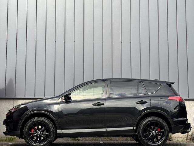 Toyota RAV4 2.5 Hybrid First Edition Camera Trekhaak