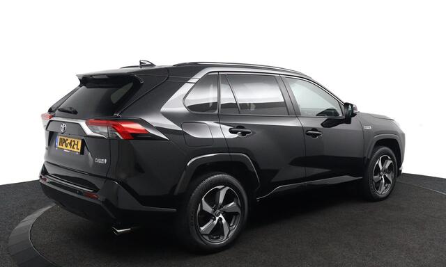 Toyota RAV4 2.5 Plug-in Hybrid AWD Dynamic Elektrisch Verstelbare Bestuurdersstoel | Stoel en Stuurwielverwarming | Draadloos telefoonlader | Grootscherm Navigatie |