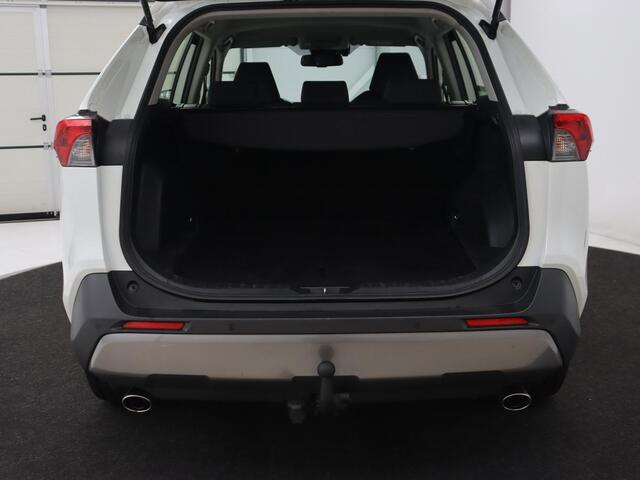 Toyota RAV4 2.5 Hybrid Business | Trekhaak | Adaptive cruise | Camera | Carplay | Digital Cockpit | Climate control | Parkeerhulp | Full LED