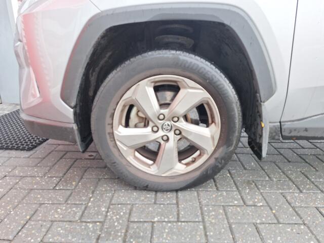 Toyota RAV4 2.5 Hybrid AWD Dynamic Plus met trekhaak (1650 kg trekgewicht)