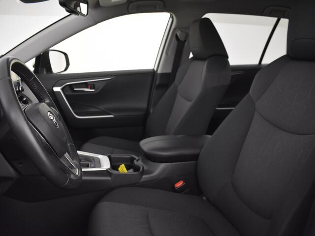 Toyota RAV4 2.5 Hybrid Dynamic Edition | Navigatie | Trekhaak | Parkeersenso