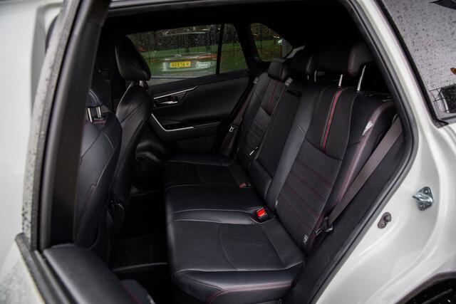 Toyota RAV4 2.5 Plug-in Hybrid AWD Bi-Tone Plus , JBL-soundsysteem, Stuurverwarming, Stoelverkoeling/verwarming, 360-camera