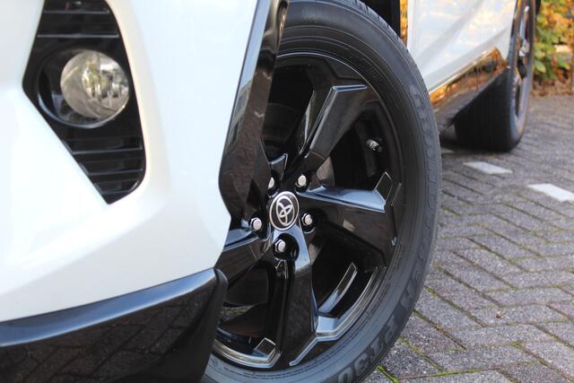 Toyota RAV4 2.5 Hybrid AWD Bi-Tone | Rijklaar | Trekhaak | Panoramadak | Apple/Android | LED | Elek.Achterklep | Leder | Dealer onderhouden