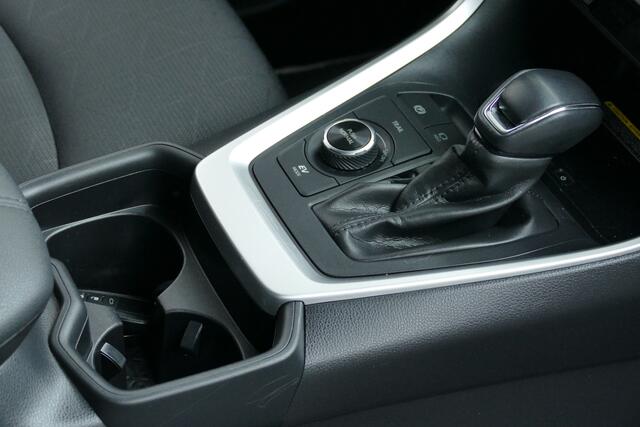 Toyota RAV4 2.5 Hybrid AWD Dynamic. Navi, Camera, Stoel&StuurVerw, 18"LMV, Haak 1650kg