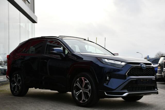 Toyota RAV4 2.5 Plug-in Hybrid AWD Limited Edition 306pk | Nieuw | Navigatie | Cruise | Schuif-/kanteldak | Snel leverbaar |