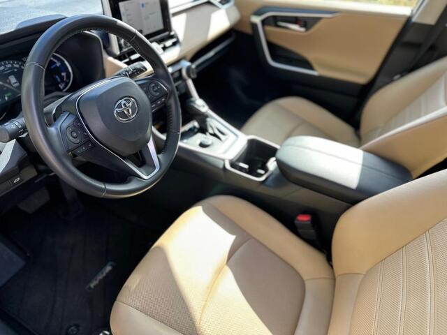 Toyota RAV4 AWD | Pano | Memory | Stoelventilatie | Leder |