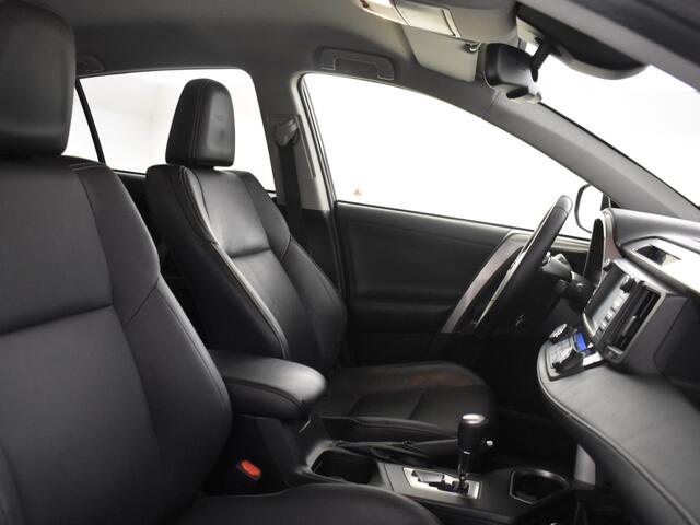 Toyota RAV4 2.5 Hybrid AWD Executive | Trekhaak | BLS | Parkeersensoren V+A