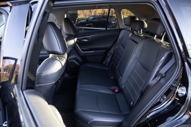 Toyota RAV4 2.5 Hybrid AWD Executive , Adap. cruise, Keyless entry, Carplay,