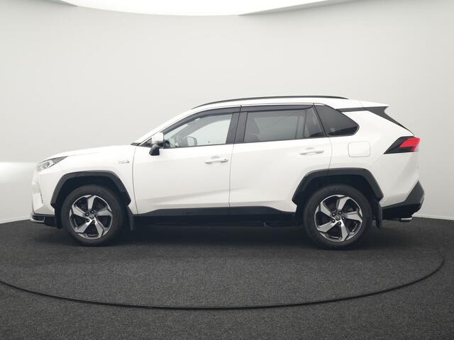 Toyota RAV4 2.5 Plug-in Hybrid AWD Dynamic 306pk Dealer O.H PHEV | Adaptive Cruise | Trekhaak | Sportstoelen Verwarmd | Camera | Apple Carplay | 18"L.M | Keyless | Stuurverwarming | Navigatie |