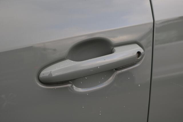 Toyota RAV4 2.5 Hybrid AWD ADVENTURE